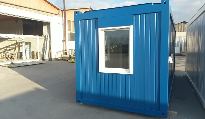 Kancelársky kontajner so sanitou (WC, umývadlo, sprcha, 80 lit. bojler) - 13 Kancelársky kontajner so sanitou so sprchou a bojlerom